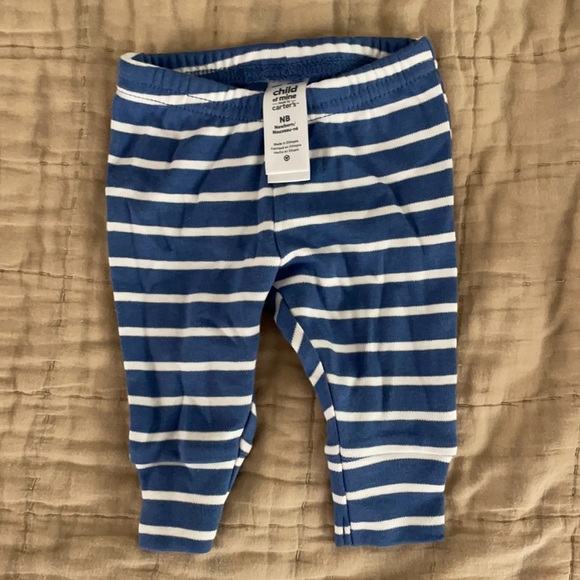 Boy’s Carter’s/Gerber Onesie & Joggers (6 pieces) - Picture 11 of 12